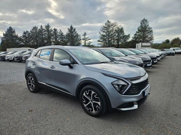 Kia Sportage MPV, Diesel, 2022, Grey