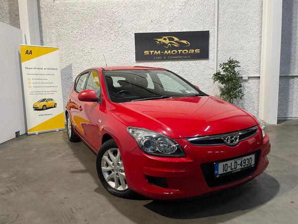 Hyundai i30 Hatchback, Petrol, 2010, Red