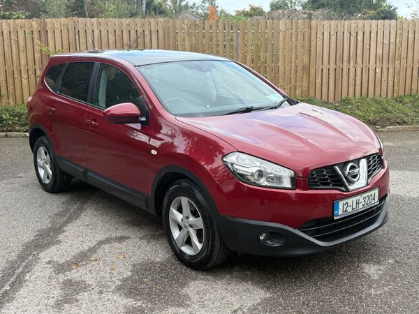 Nissan Qashqai+2 MPV, Diesel, 2012, Red