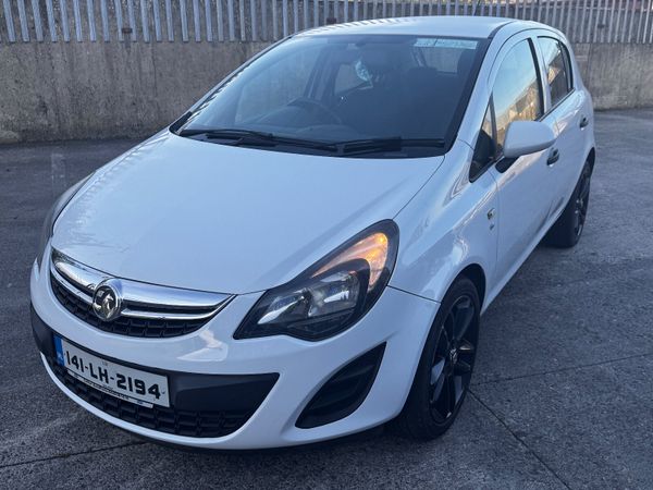 Vauxhall Corsa Hatchback, Diesel, 2014, White