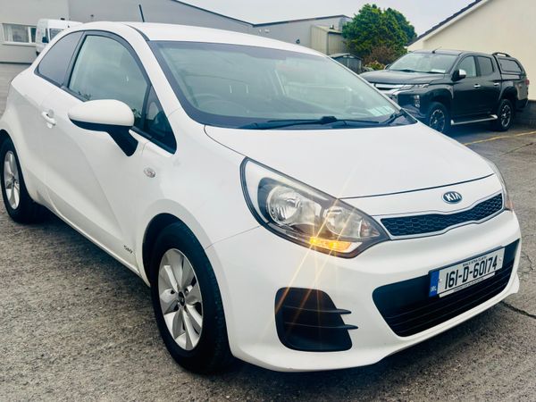 Kia Rio Hatchback, Petrol, 2016, White