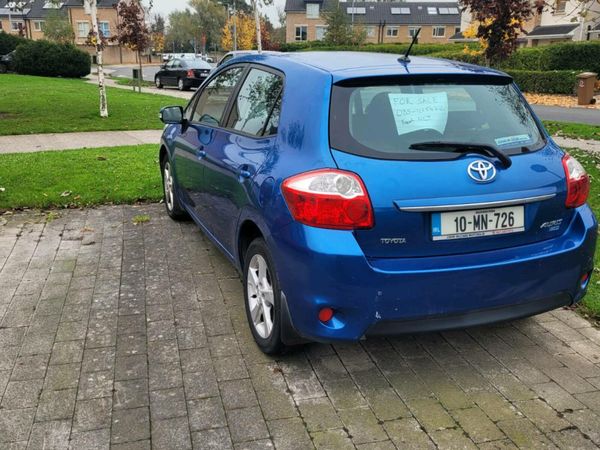 Toyota Auris Hatchback, Diesel, 2010, Blue
