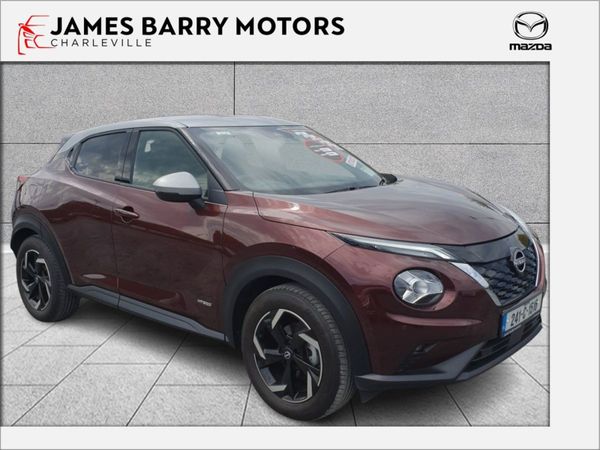 Nissan Juke SUV, Petrol Hybrid, 2024, Burgundy