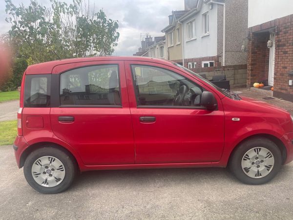 Fiat Panda Hatchback, Petrol, 2010, Red