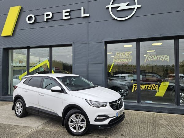 Opel Grandland X SUV, Diesel, 2021, White