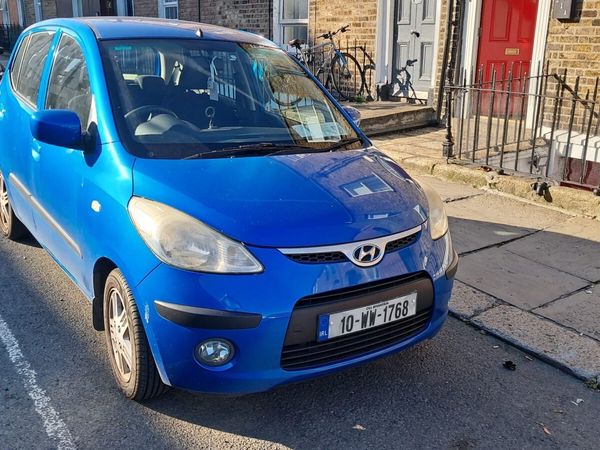 Hyundai i10 Hatchback, Petrol, 2010, Blue