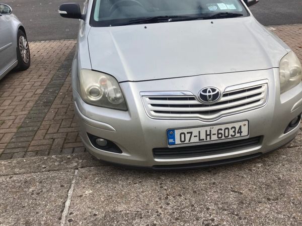 Toyota Avensis Saloon, Diesel, 2007, Silver