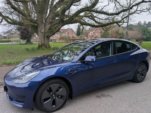 Tesla Model 3 Saloon, Electric, 2021, Blue