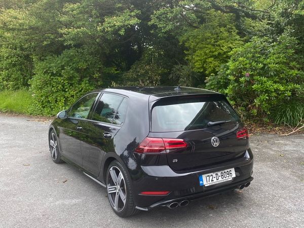 Volkswagen Golf Hatchback, Petrol, 2017, Black
