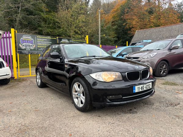 BMW 1-Series Hatchback, Diesel, 2011, Black
