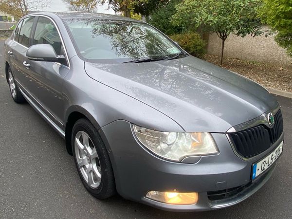 Skoda Superb Saloon, Diesel, 2012, Silver