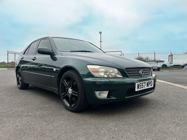 Lexus IS Saloon, Petrol, 2000, Green