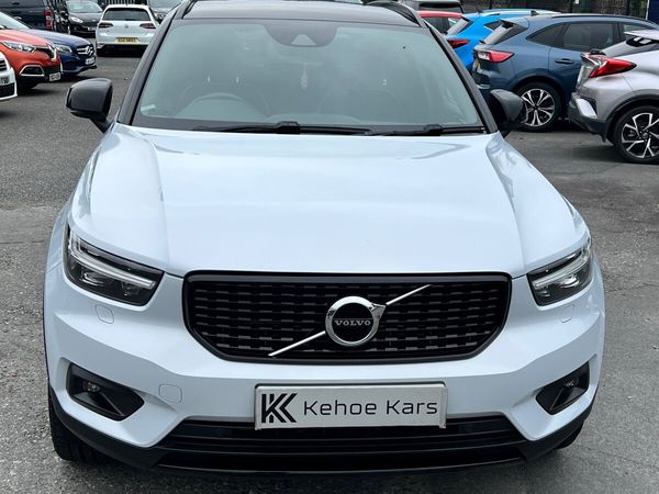 Volvo XC40 SUV, Petrol Hybrid, 2022, Silver