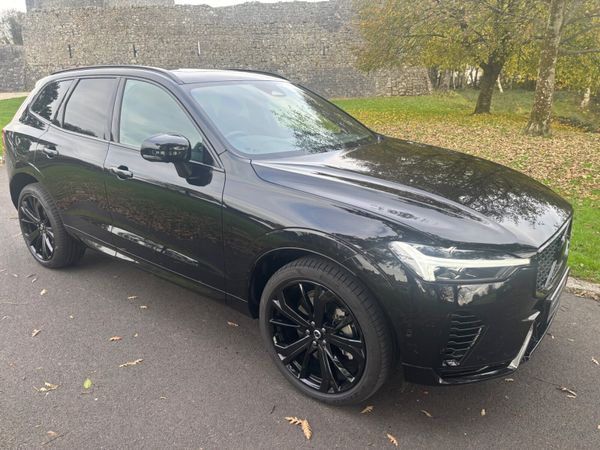 Volvo XC60 SUV, Petrol Plug-in Hybrid, 2025, Black