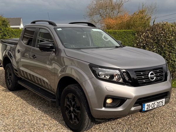 Nissan Navara Pick Up, Diesel, 2021, Grey