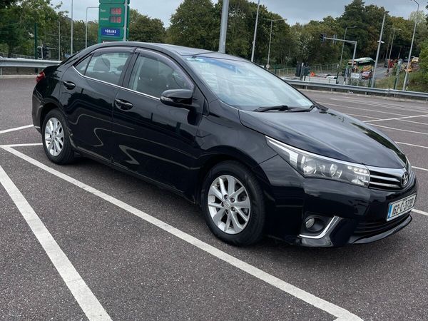 Toyota Corolla Saloon, Diesel, 2016, Black