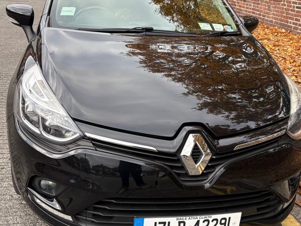 Renault Clio Hatchback, Petrol, 2017, Black
