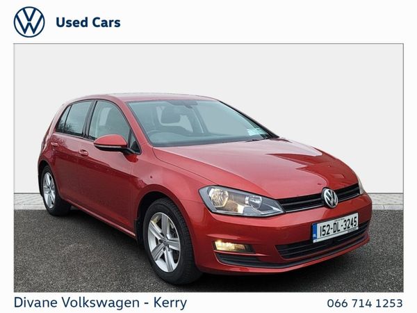 Volkswagen Golf Hatchback, Petrol, 2015, Red