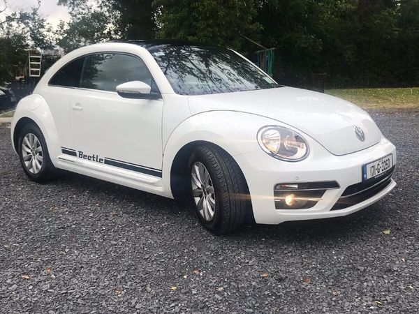 Volkswagen Beetle Hatchback, Petrol, 2017, White