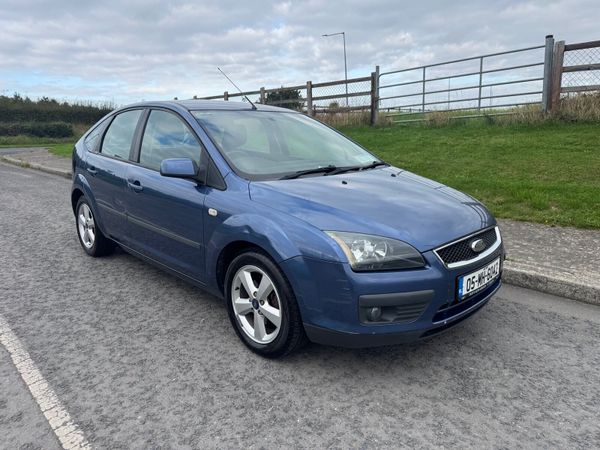Ford Focus Hatchback, Petrol, 2005, Blue