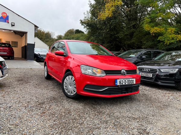 Volkswagen Polo Hatchback, Petrol, 2016, Red