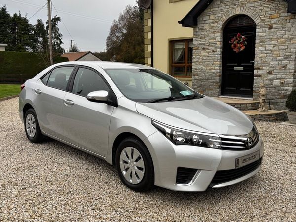 Toyota Corolla Saloon, Diesel, 2015, Silver