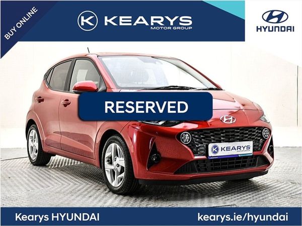 Hyundai i10 Hatchback, Petrol, 2021, Red