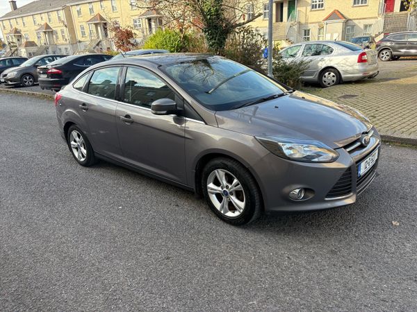 Ford Focus Saloon, Diesel, 2012, Brown