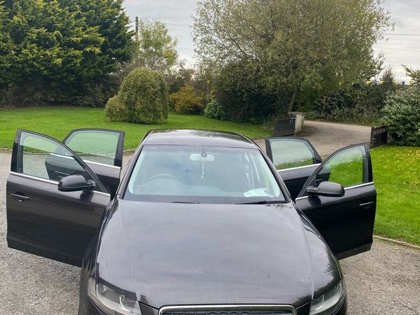Audi A4 Saloon, Diesel, 2011, Grey