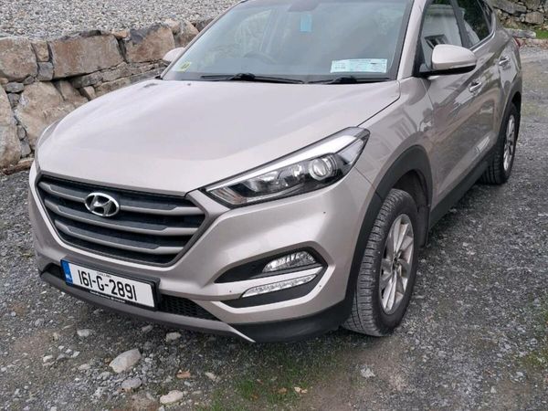 Hyundai Tucson SUV, Diesel, 2016, White