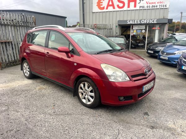 Toyota Corolla MPV, Petrol, 2007, Red