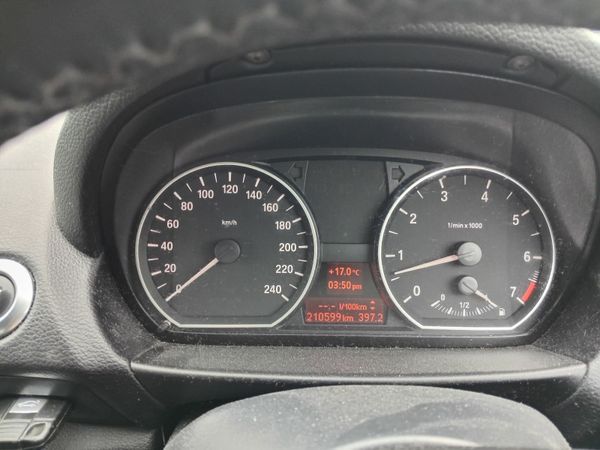 BMW 1-Series Hatchback, Petrol, 2008, Silver