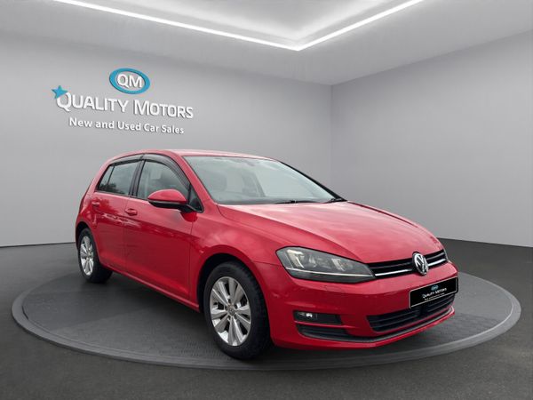 Volkswagen Golf Hatchback, Petrol, 2013, Red