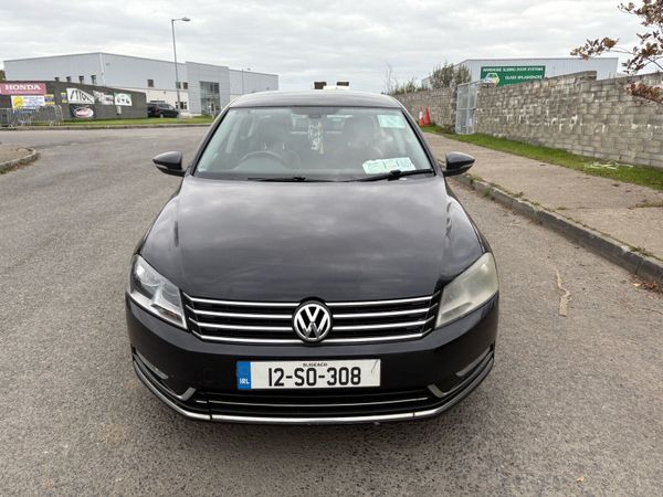 Volkswagen Passat Saloon, Diesel, 2012, Black
