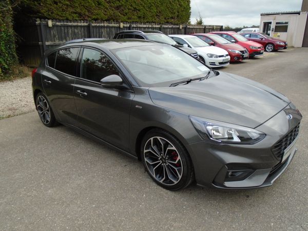 Ford Focus Hatchback, Diesel, 2018, Grey