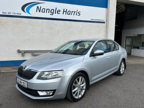 Skoda Octavia Saloon, Diesel, 2015, Silver