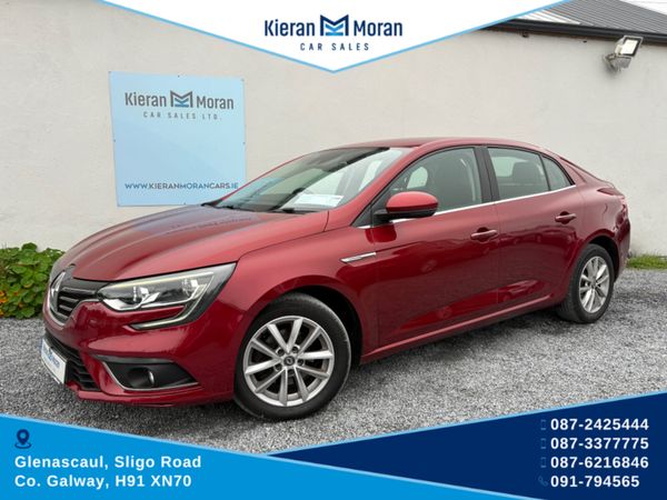 Renault Megane Saloon, Diesel, 2017, Red