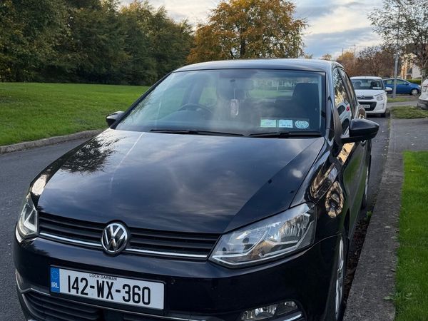 Volkswagen Polo Hatchback, Petrol, 2014, Black