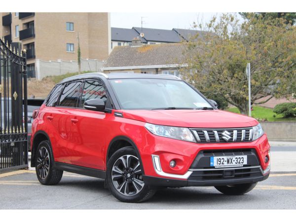 Suzuki Vitara SUV, Petrol, 2019, Red