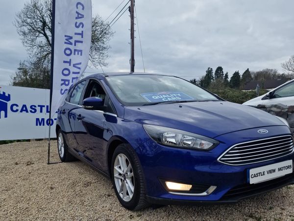 Ford Focus Hatchback, Petrol, 2016, Blue