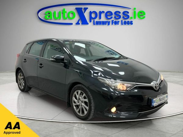 Toyota Auris Hatchback, Diesel, 2017, Black