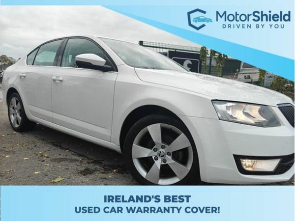 Skoda Octavia Saloon, Diesel, 2015, White