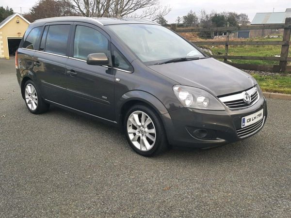 Vauxhall Zafira MPV, Diesel, 2013, Grey