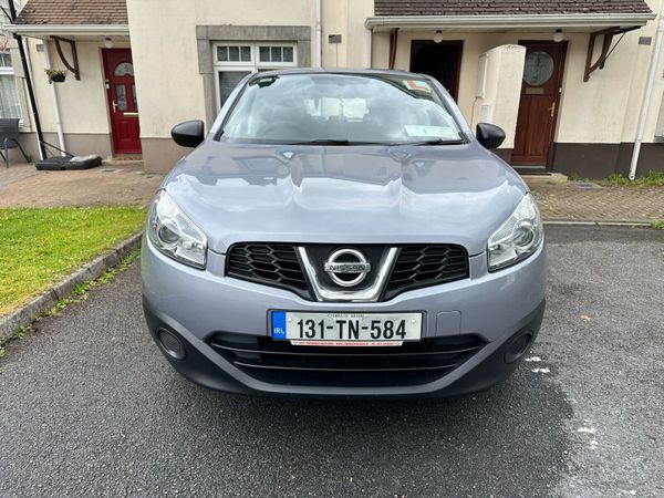 Nissan Qashqai MPV, Petrol, 2013, Blue