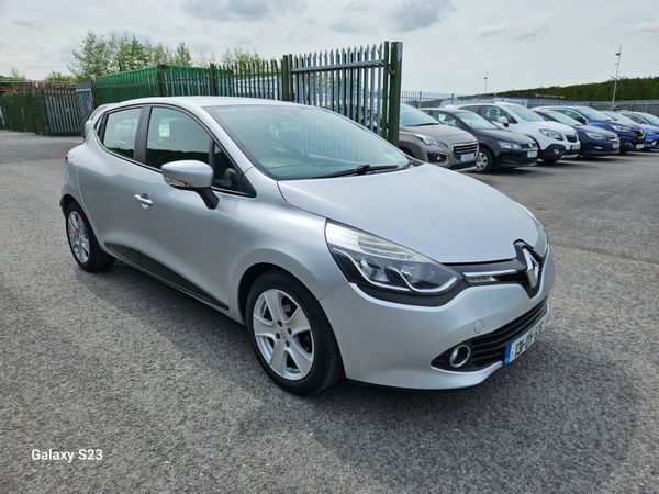 Renault Clio Hatchback, Petrol, 2019, Grey