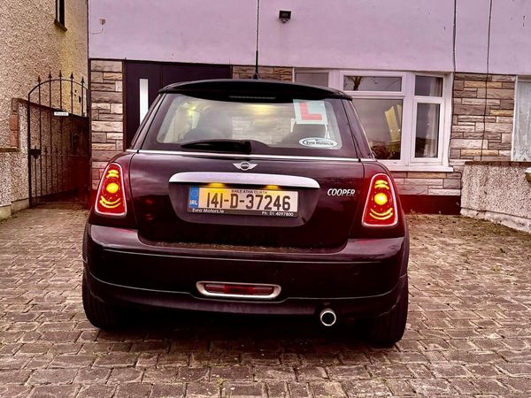 Mini Cooper Hatchback, Petrol, 2014, Black