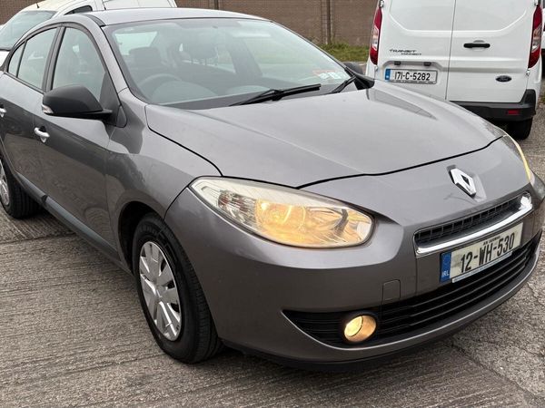 Renault Fluence Saloon, Diesel, 2012, Grey
