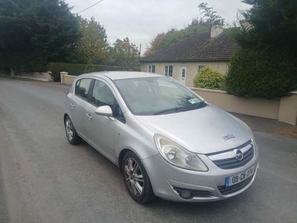 Opel Corsa Hatchback, Diesel, 2009, Silver