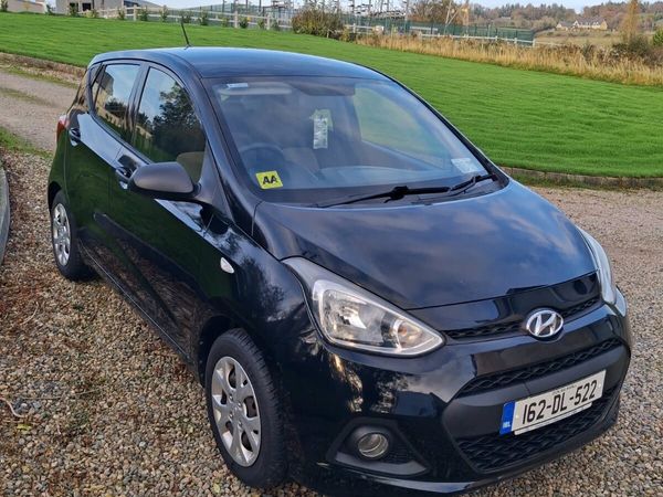 Hyundai i10 Hatchback, Petrol, 2016, Black