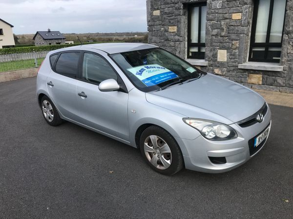 Hyundai i30 Hatchback, Petrol, 2010, Silver